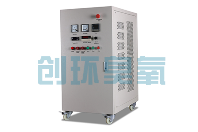 六盘水冬季养殖场密闭消毒双赢方案:臭氧发生器在工厂化水产与畜牧场景的安全应用